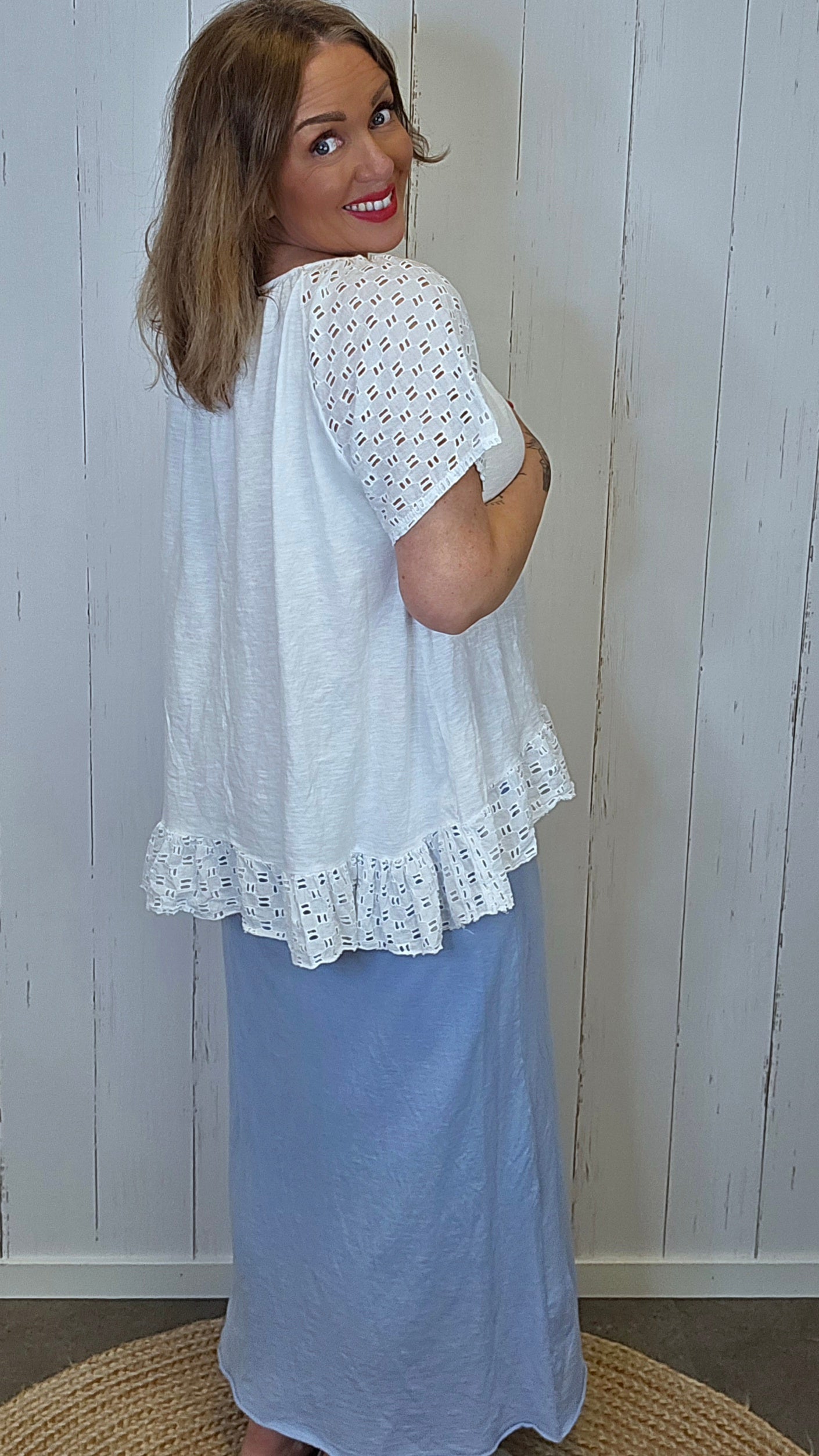 Camilla topp med blonder Hvit