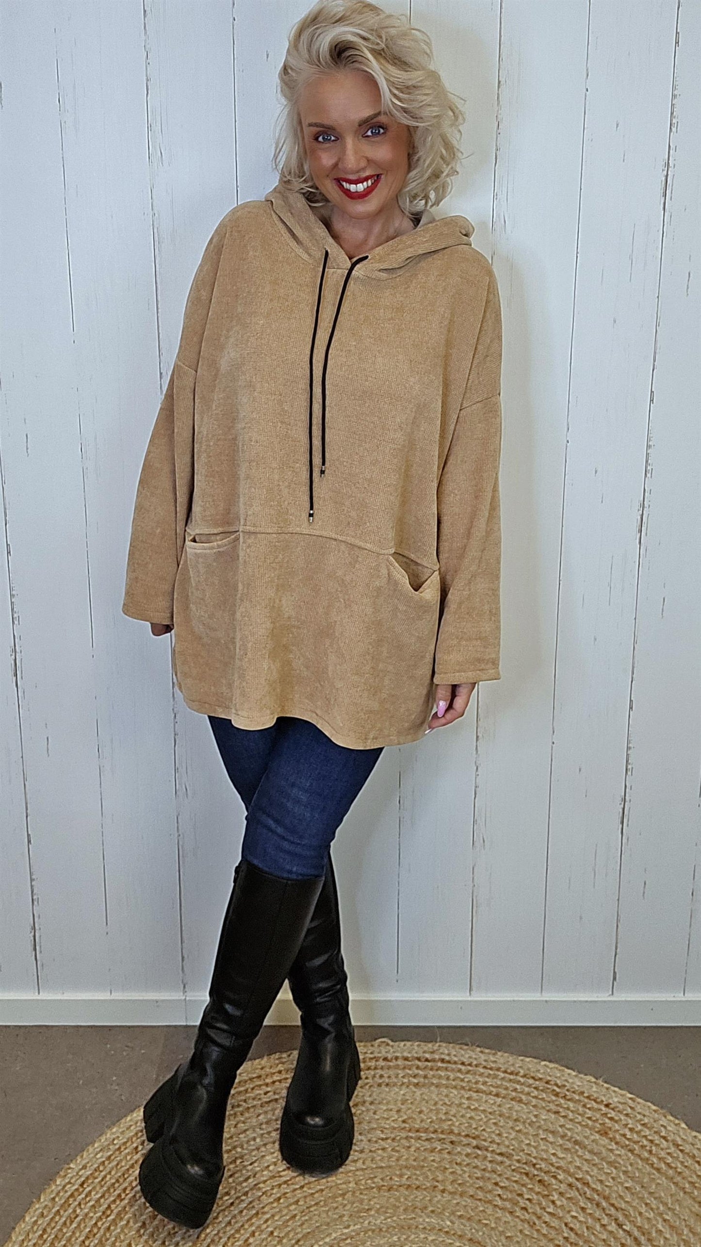 Kate hettegenser camel