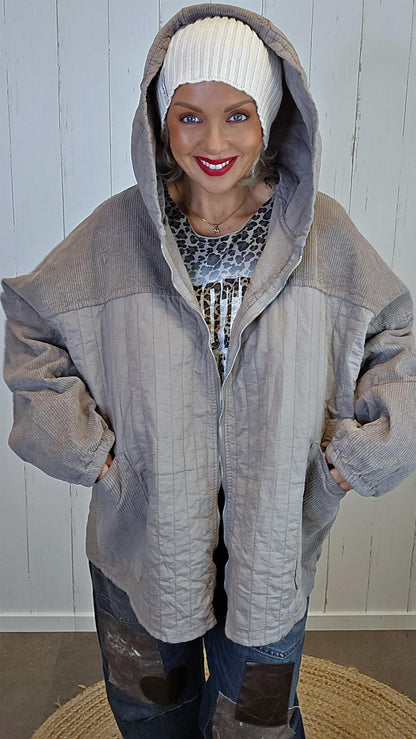 Bella hettejakke med korddetaljer taupe