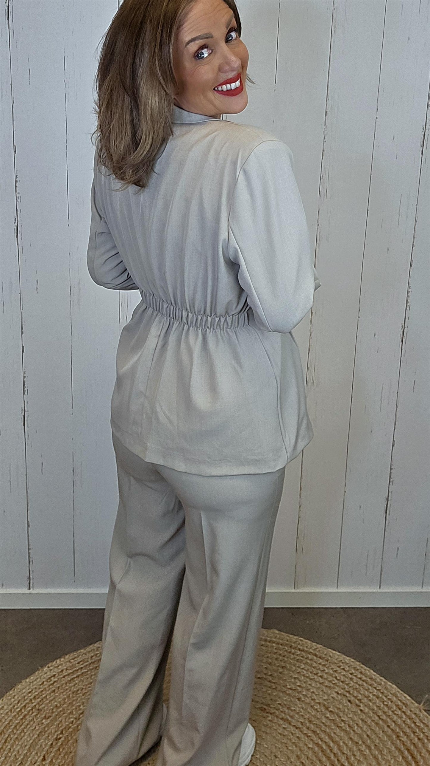 Mira blazer og bukse sett beige