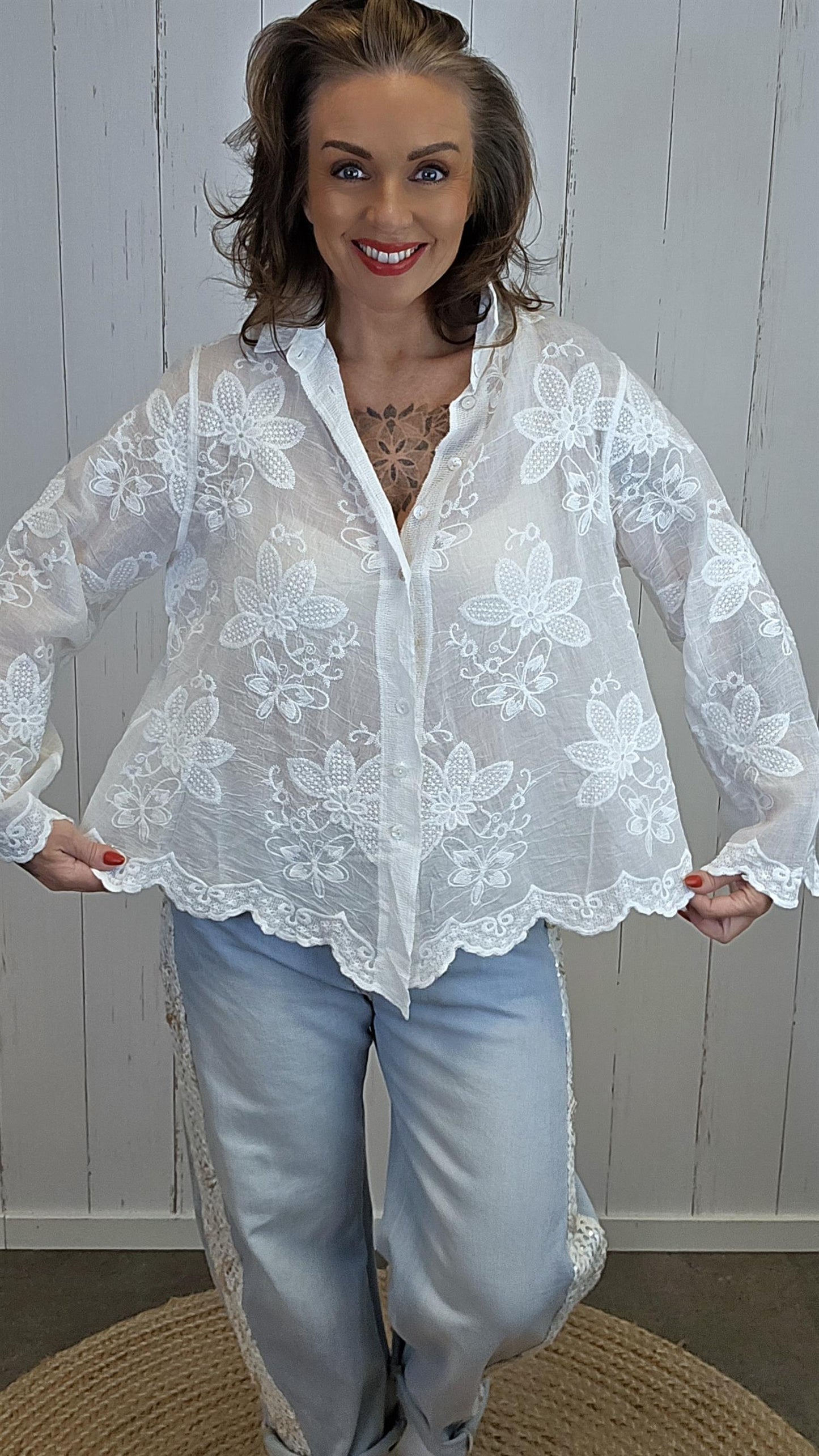 Kari blondeskjorte hvit