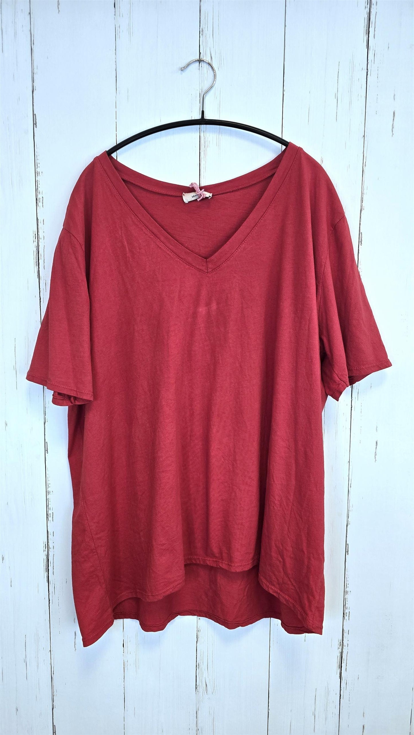 Lina rød basic t-skjorte