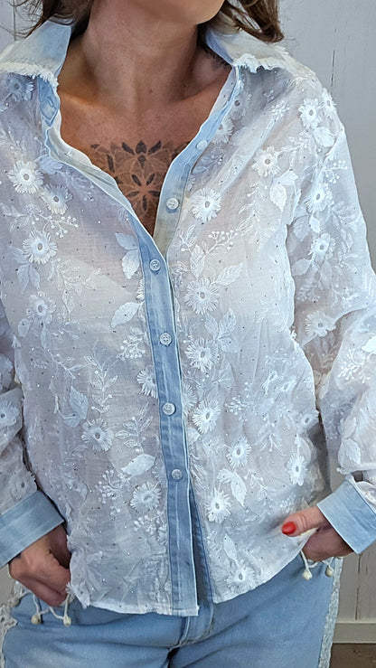 Amanda blondeskjorte hvit/blå