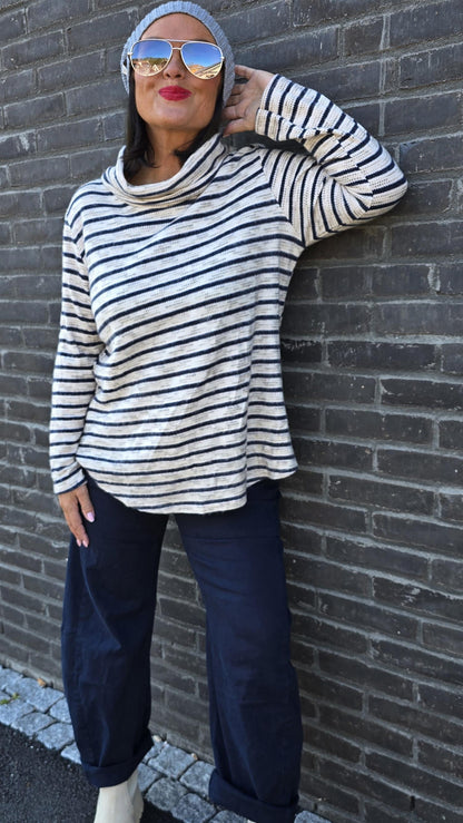 Annie turtleneck genser navy