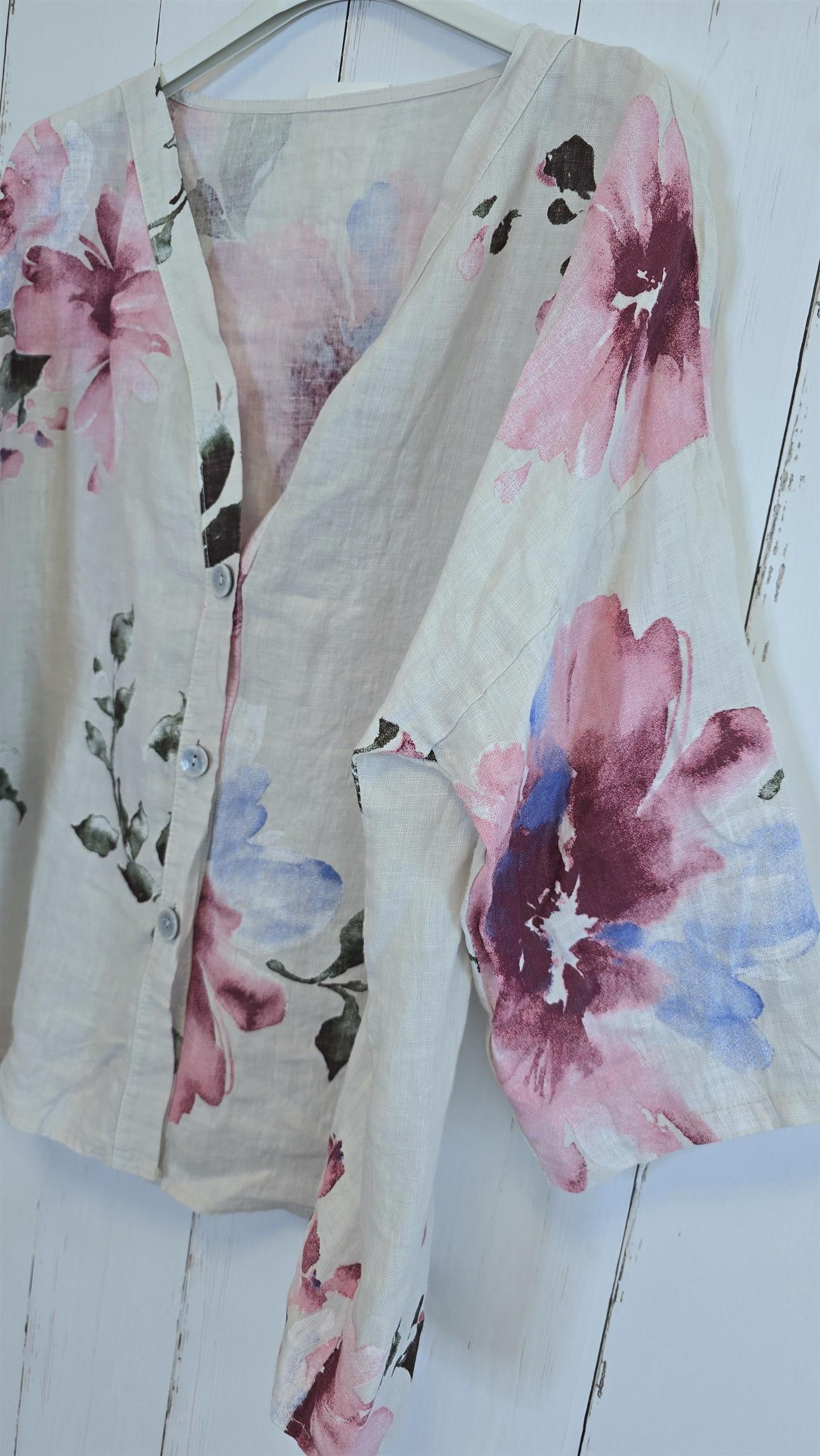 Line linskjorte med blomsterprint beige