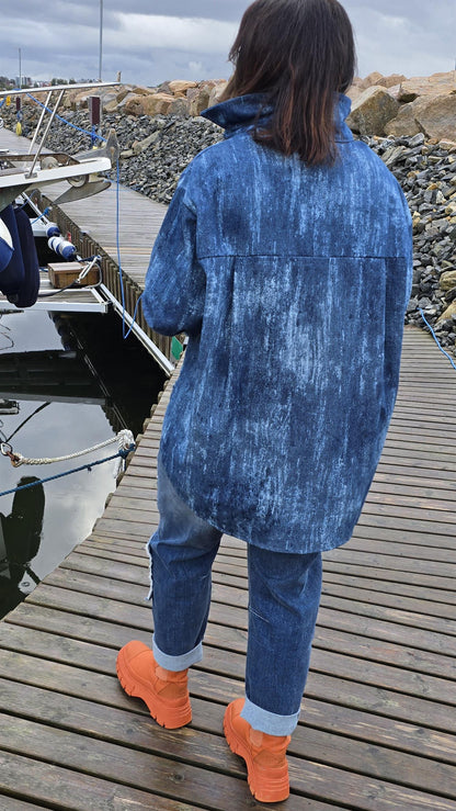 Heidi denim skjorte med broscher