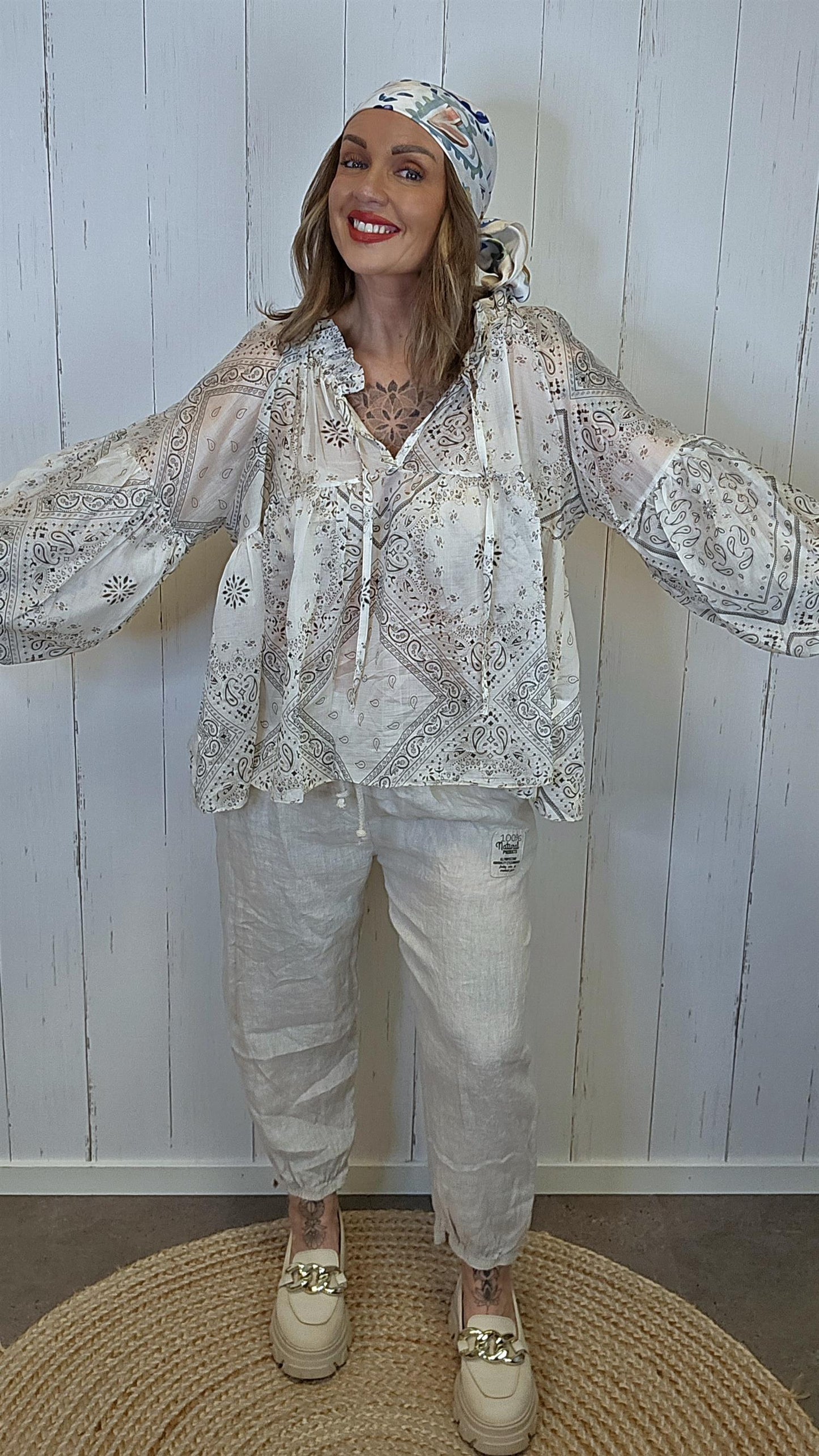 Iris lett bluse