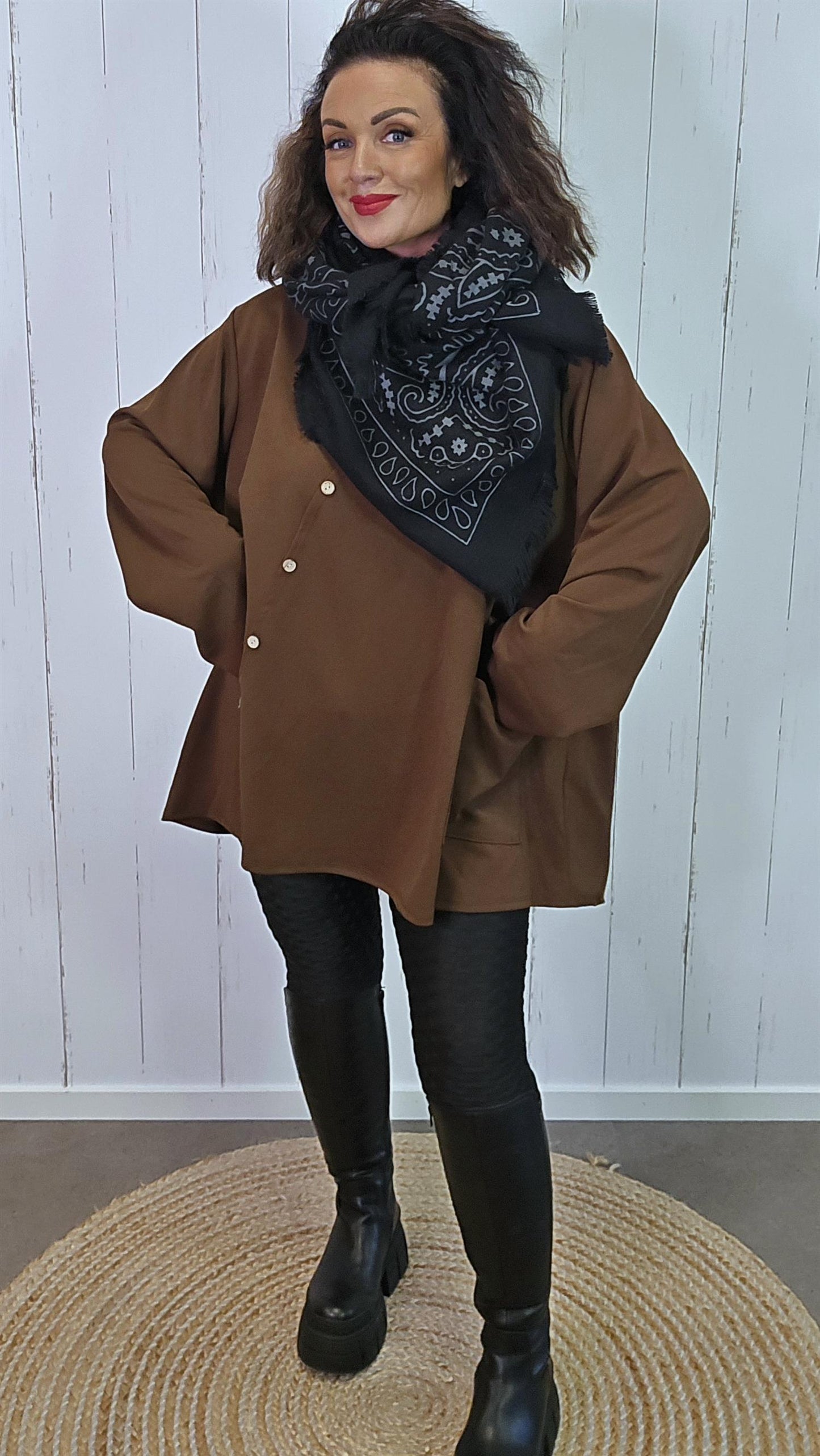 Alva baggy topp brun