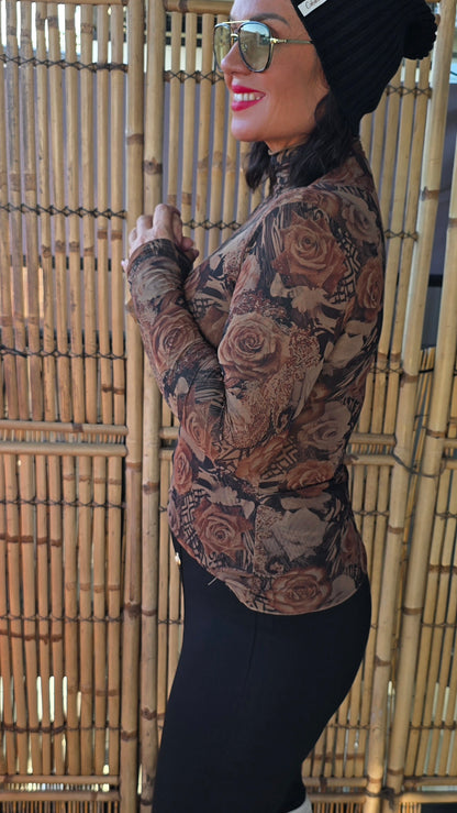 Ylva slim topp med mønster brun