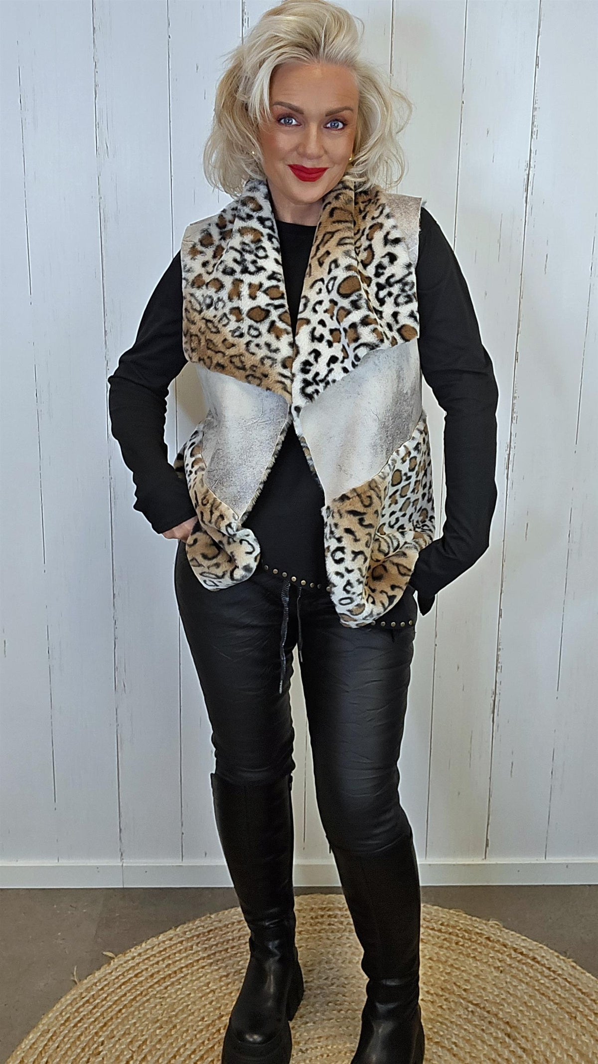 Leo vest