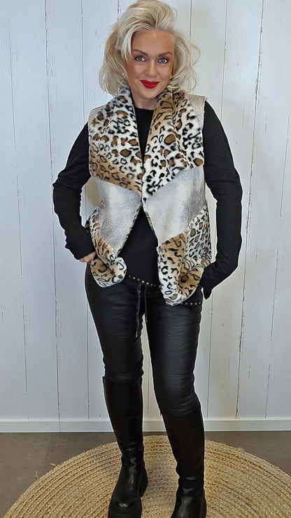Leo vest