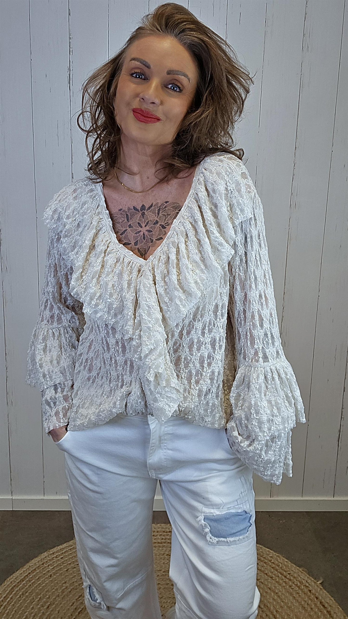 Ingrid beige volangtopp