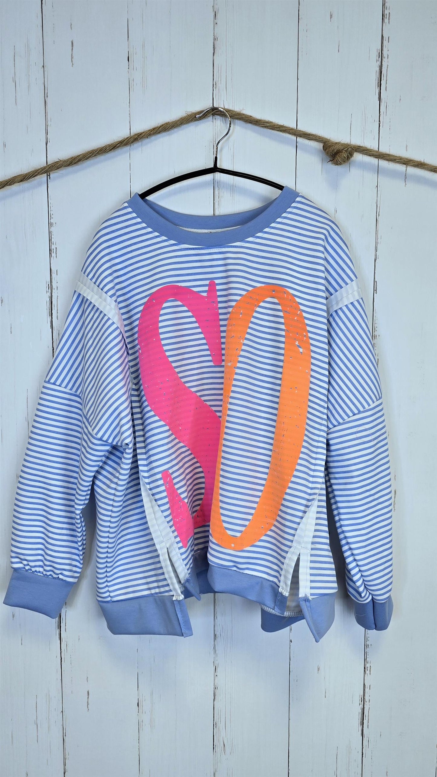 Ronja stripet genser blå/hvit