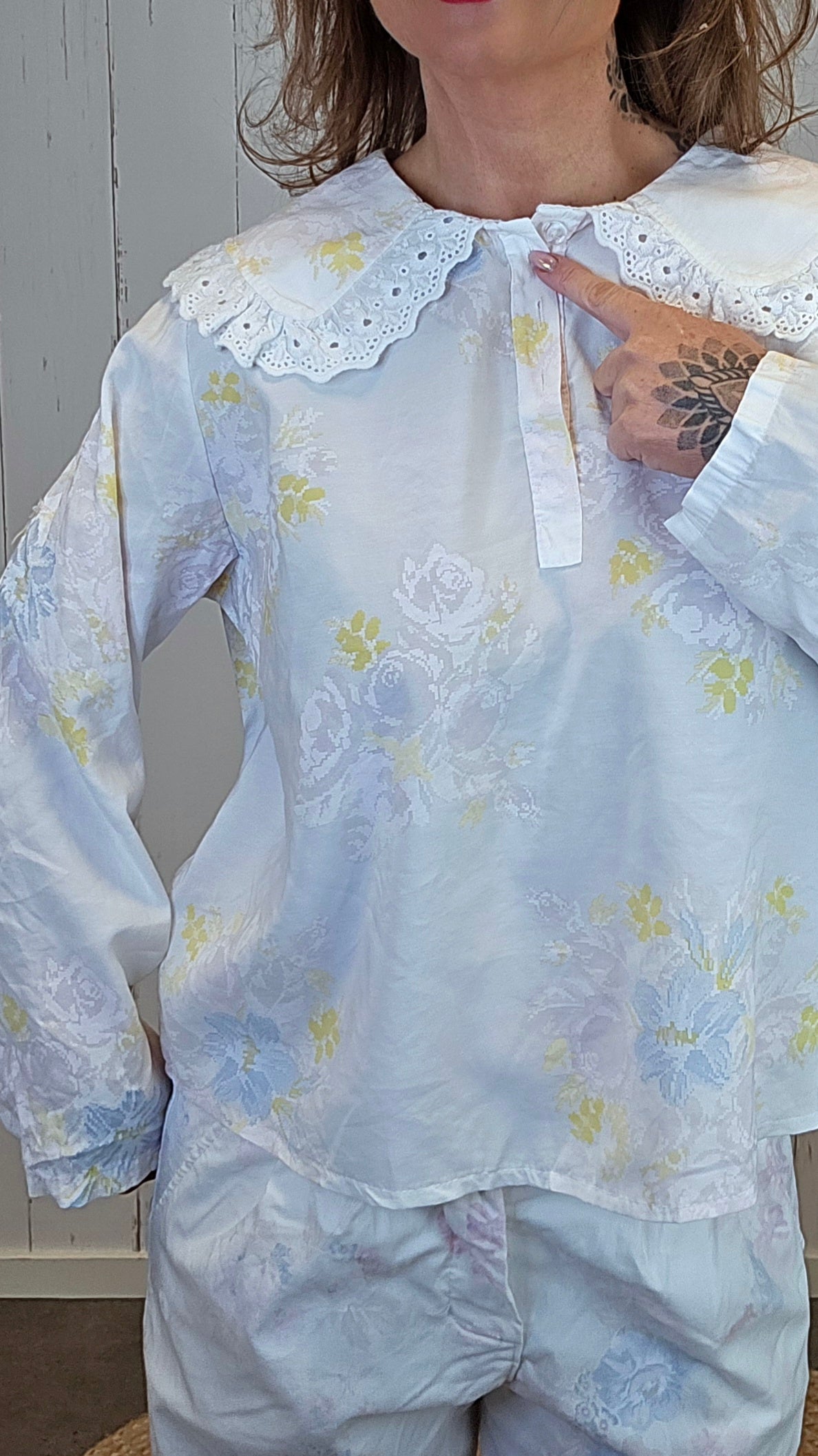 Elise blomsterbluse offwhite