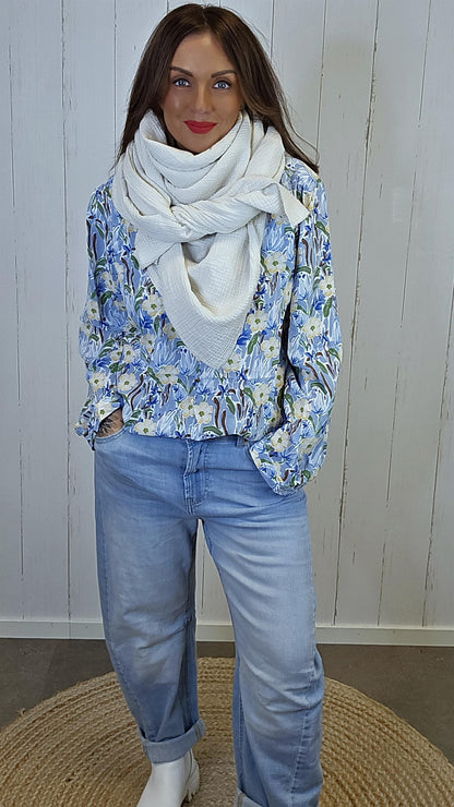 Elise blomsterbluse lys blå