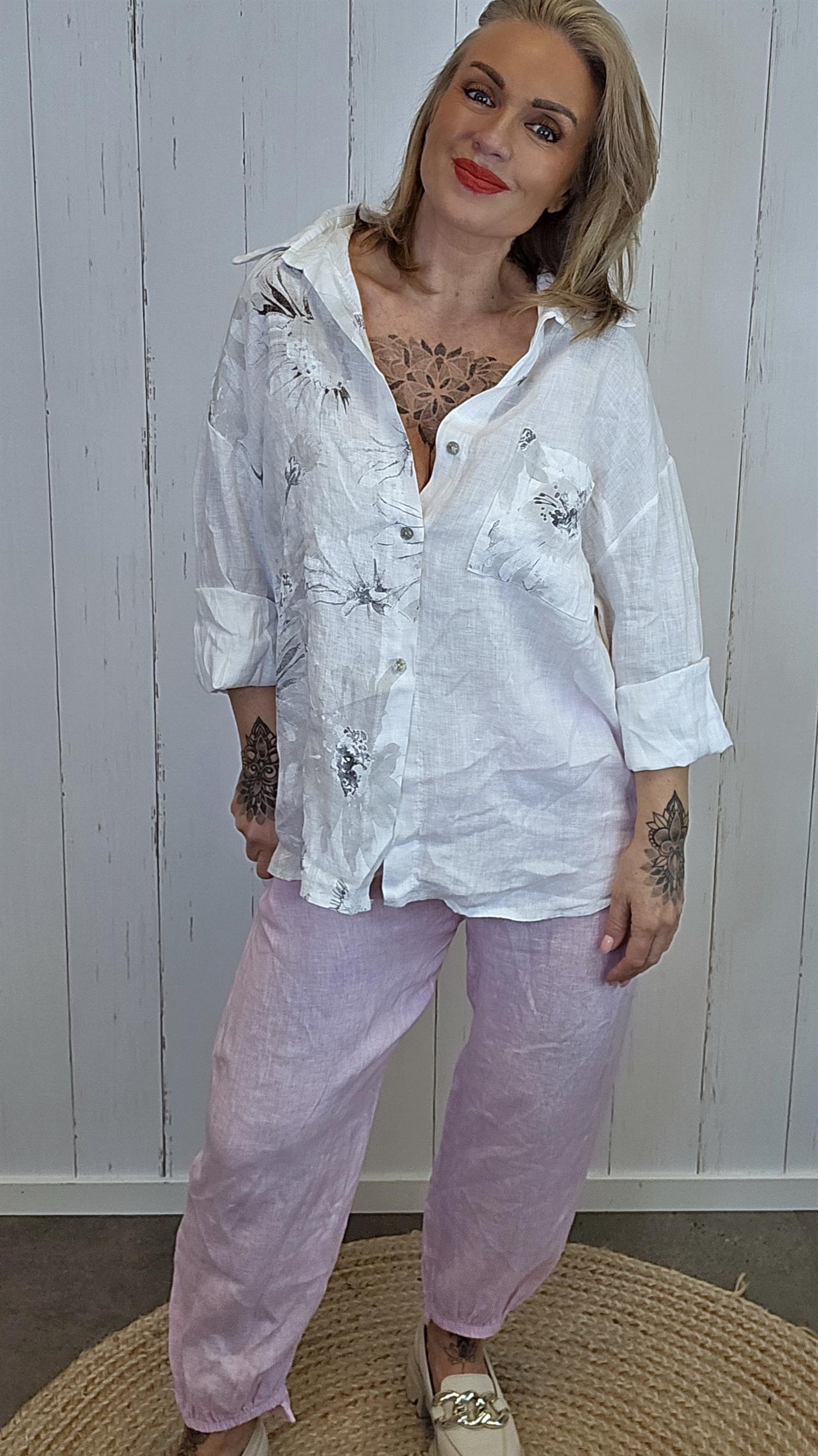 Hanna linkjorte med print hvit