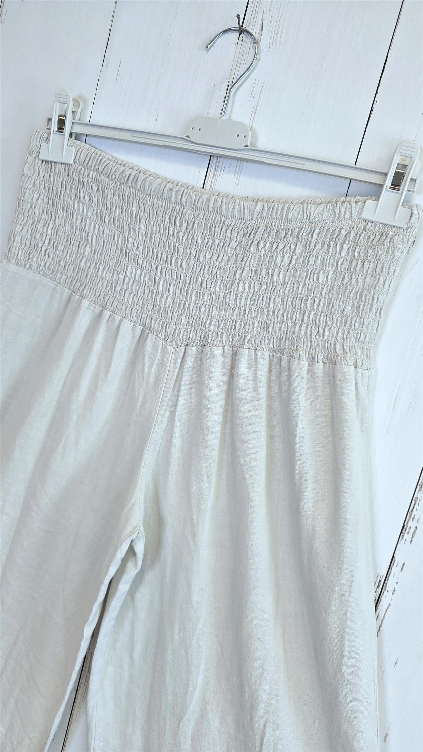 Vide linbukser med smockliv i naturbeige