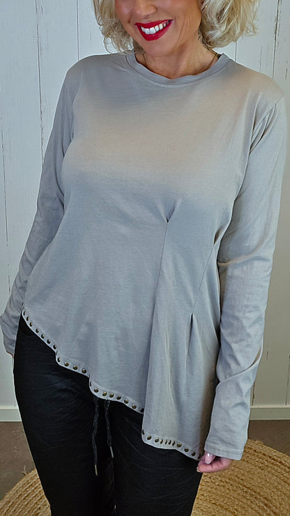 Tina topp med nagler Taupe