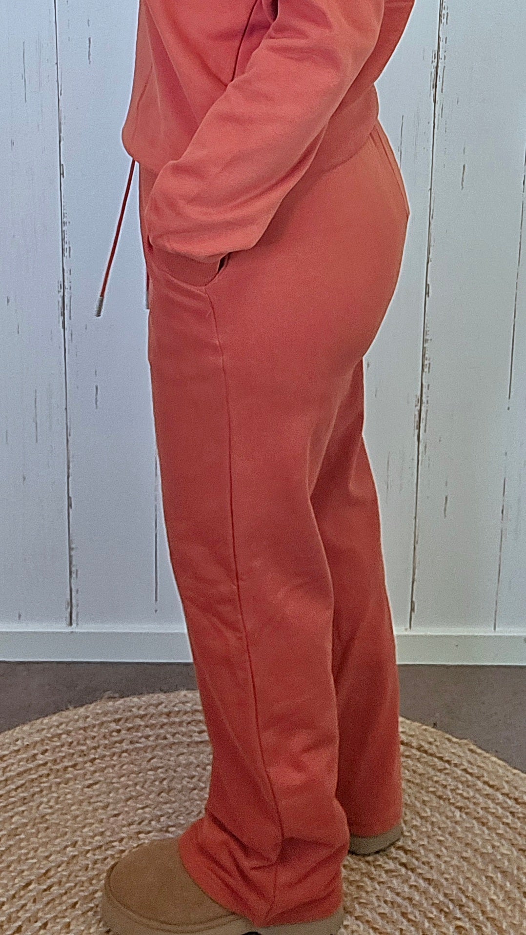 Caroline Joggesett orangerød