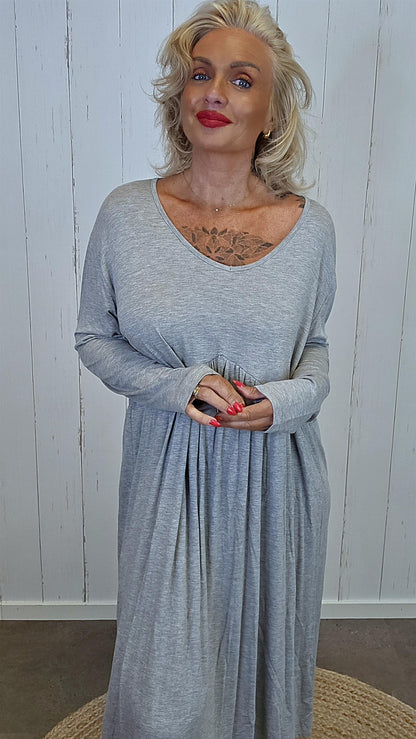 Thea viskosekjole grå