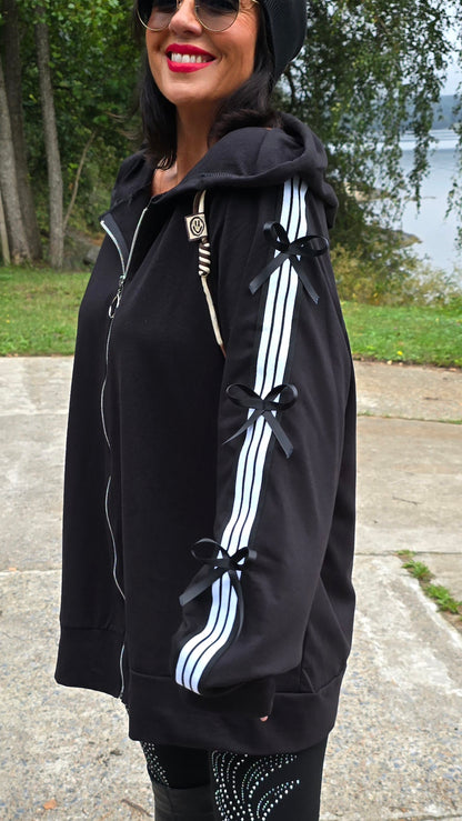 Amanda hettejakke svart