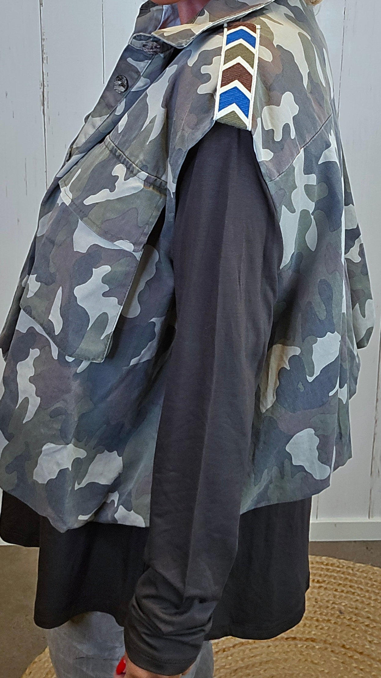 Camo vest med knapper