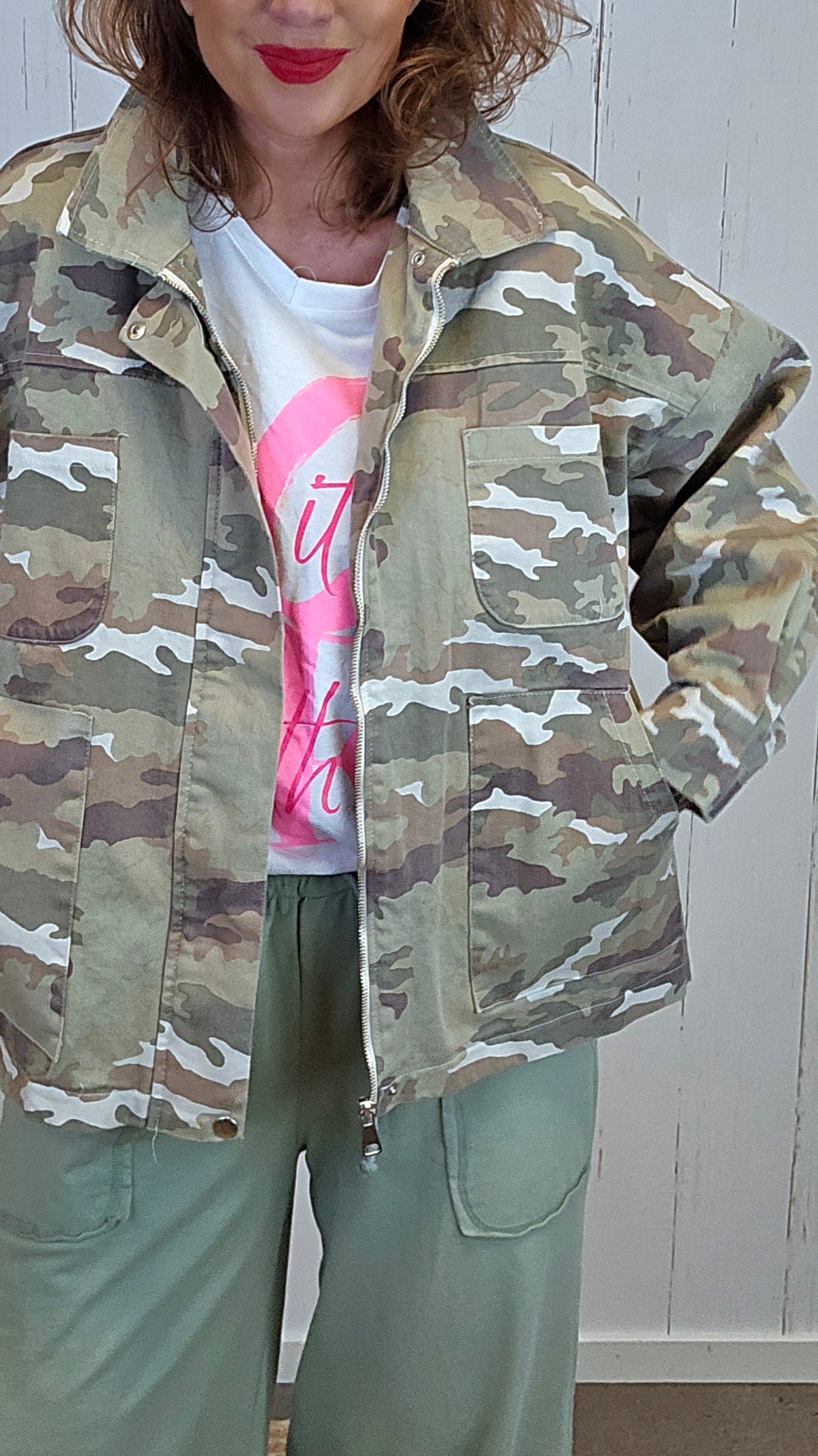 Jorunn jakke camo grønn