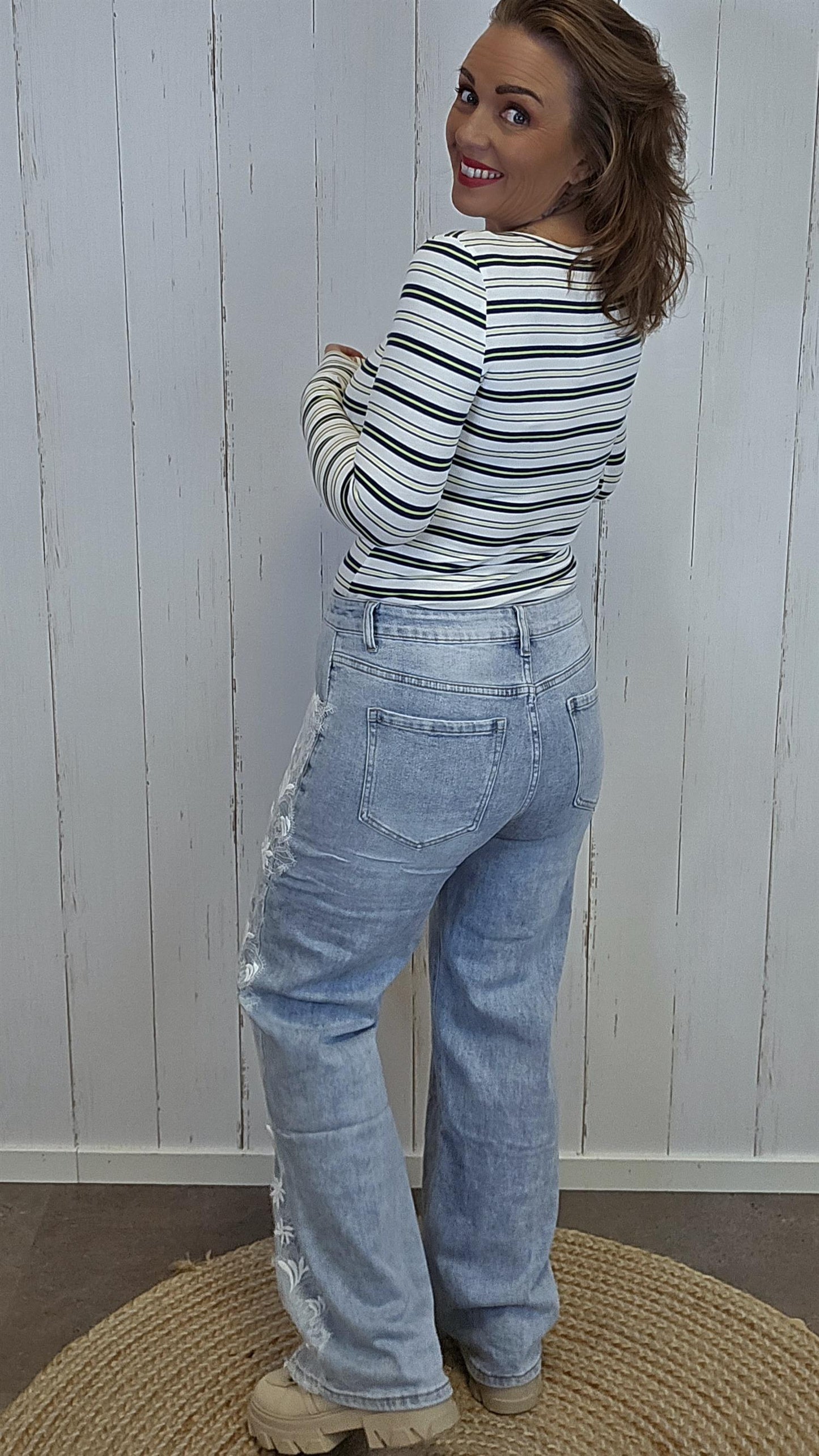 Carol jeans med blonder