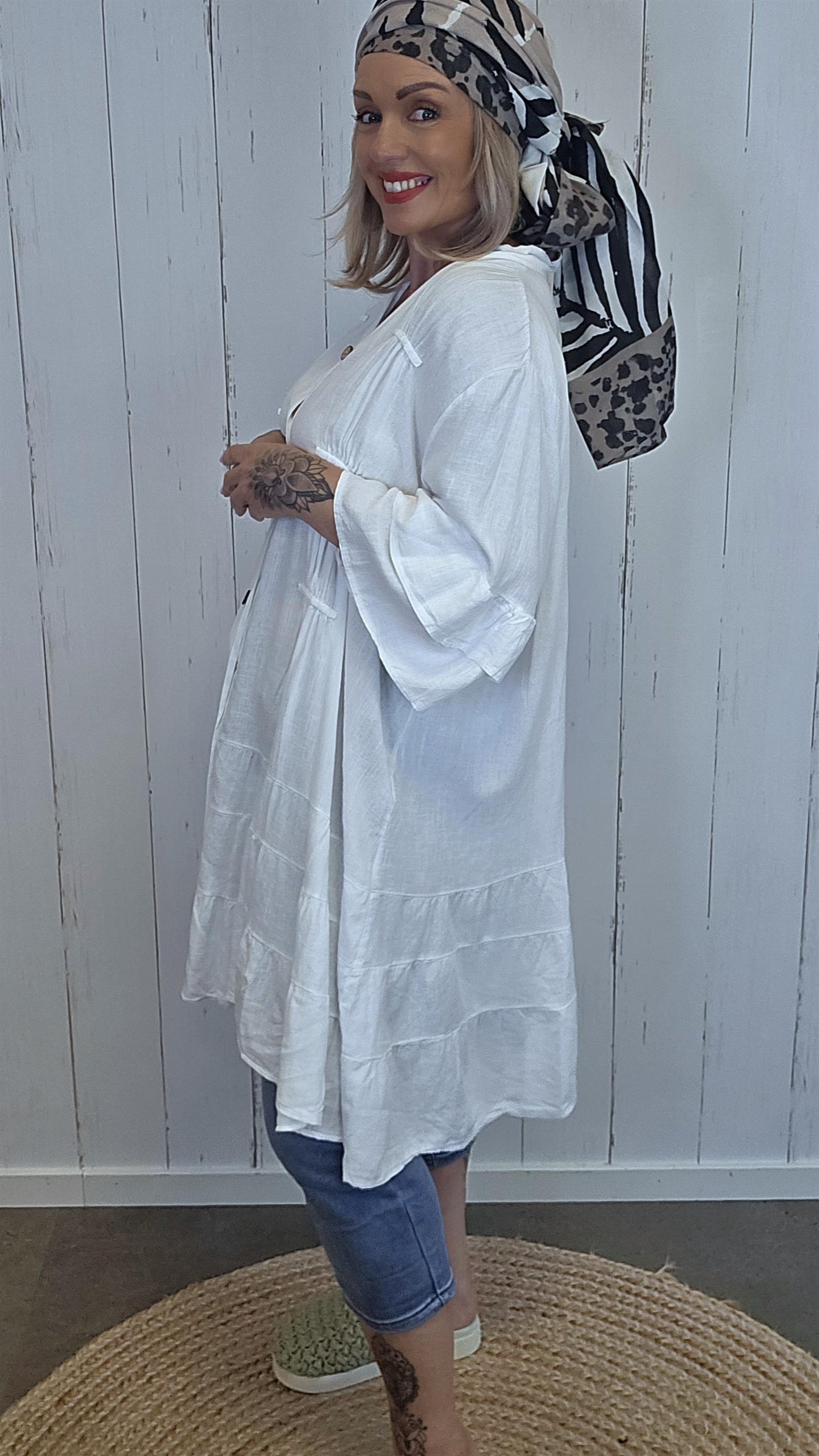 Sara Kjole hvit