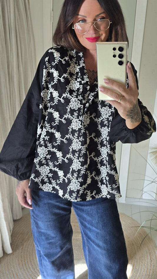 Bianca brodert bluse