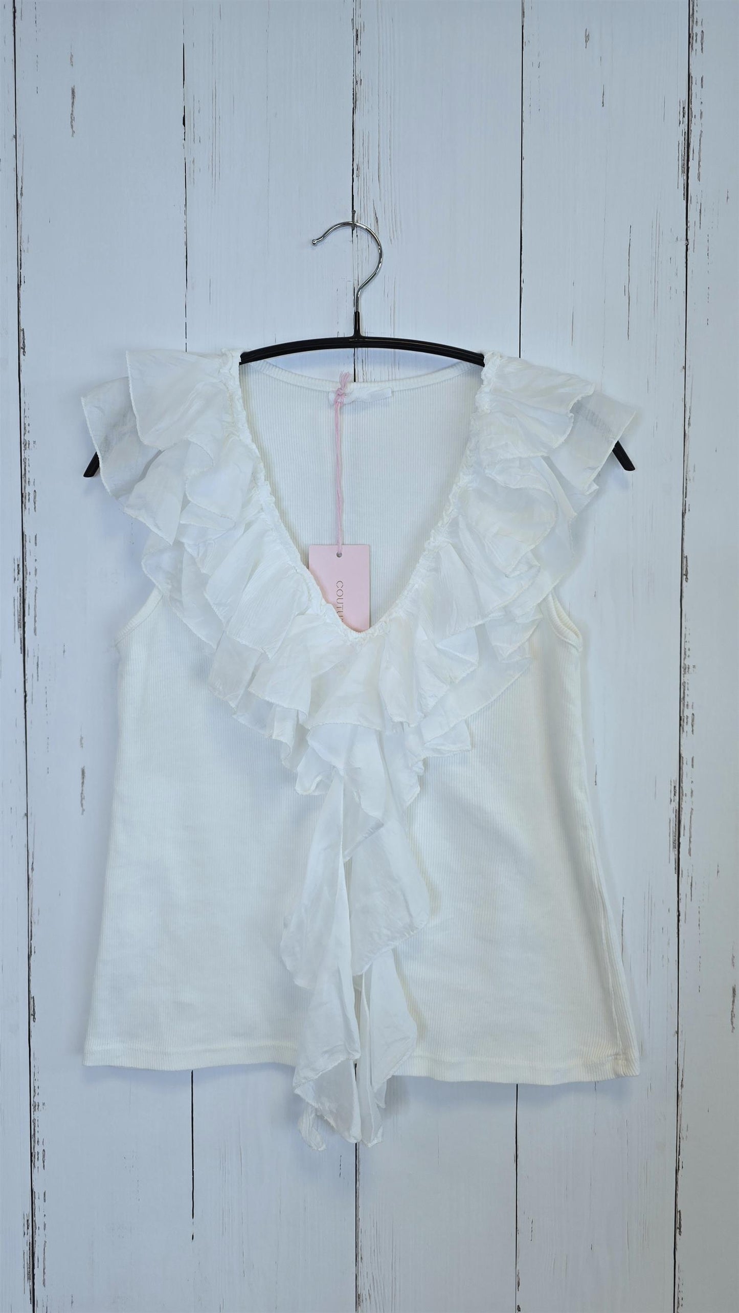 Rebecka ribbet singlet med volanger Hvit