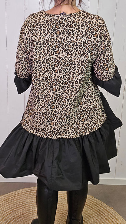 Liva leopardkjole