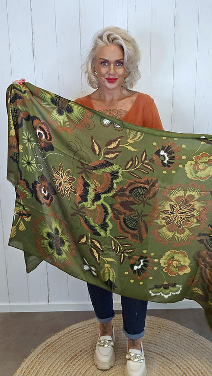 Hellen skjerf oliven