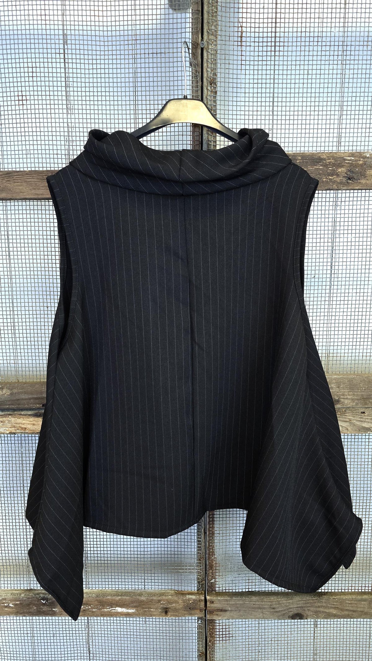 Bella pinstripe vesttopp svart
