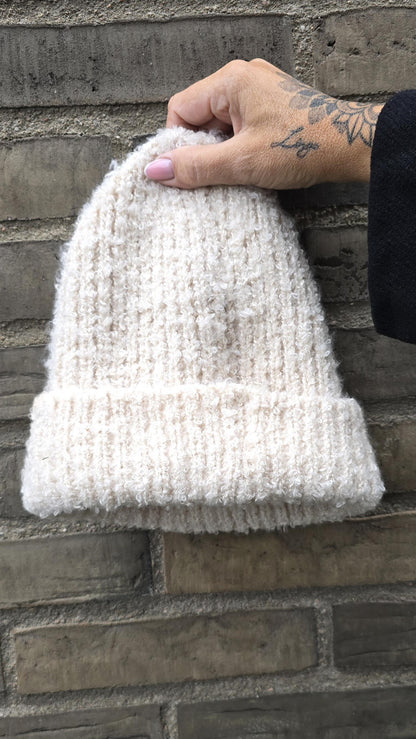 Becky Beanie Beige