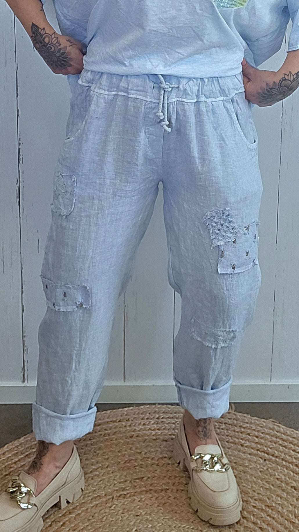 Linbukse med patch-detaljer blå