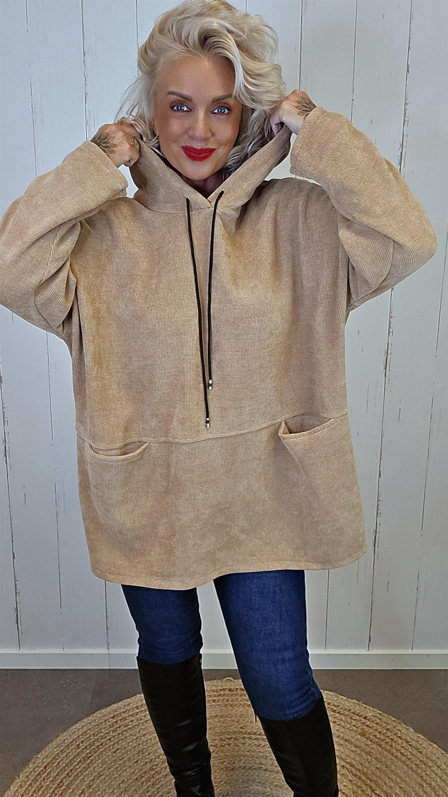 Kate hettegenser camel