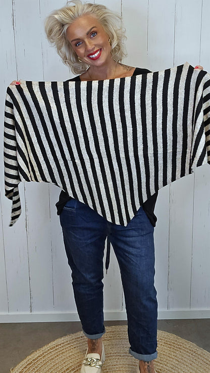 Trekantet skjerf med striper svart