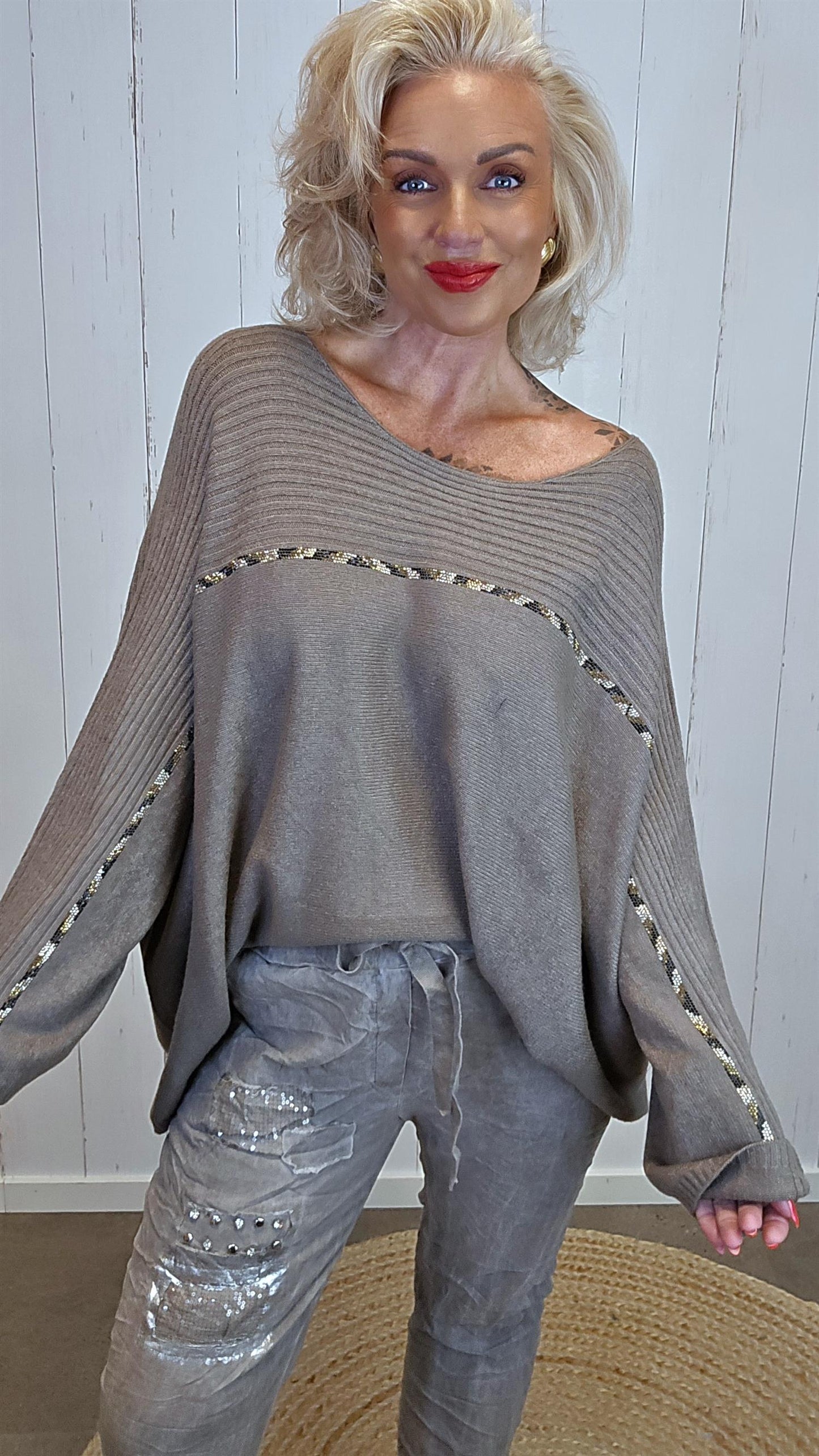 Elin Oversized Genser Taupe