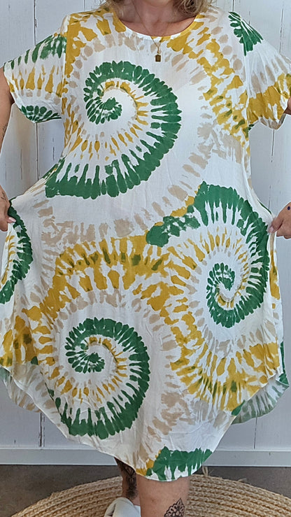 Vikie viskosekjole gul