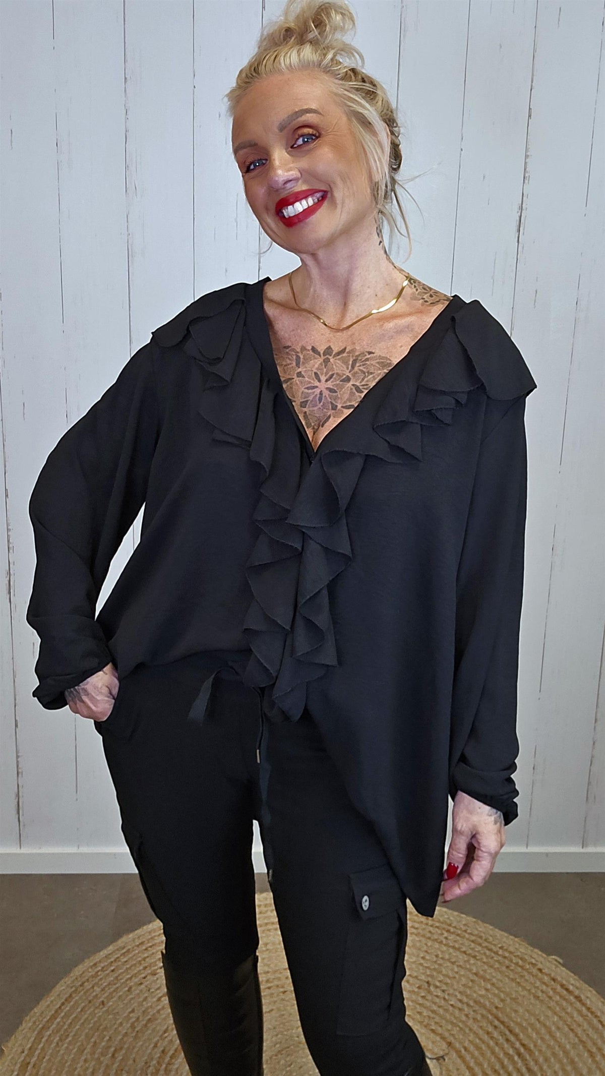 Zoe skjortebluse med volanger
