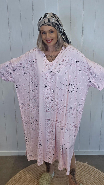 T-skjortekjole med print rosa