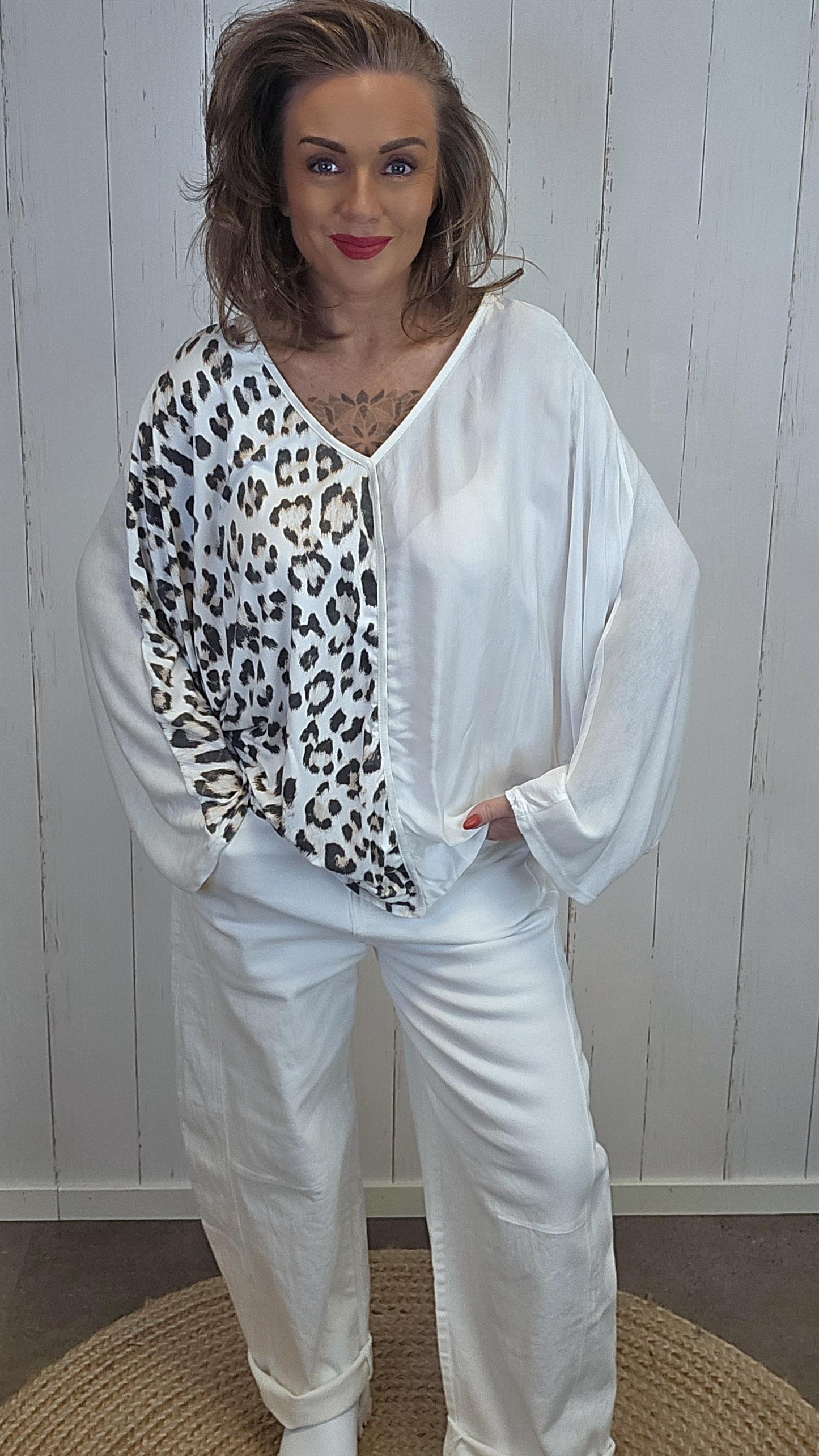 Miriam leo topp offwhite