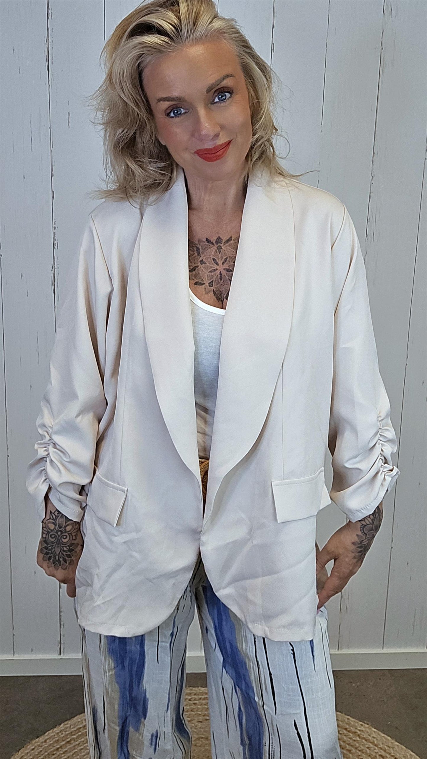 Tina blazer beige