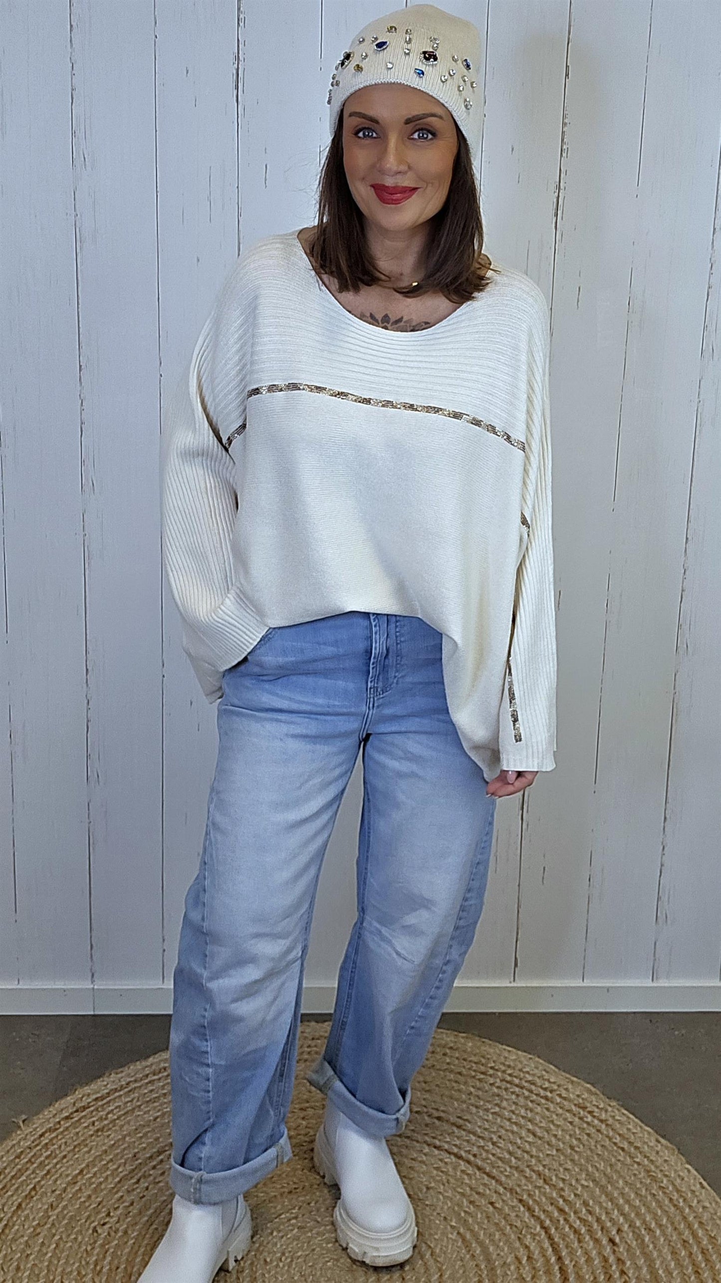Elin Oversized Genser Creme