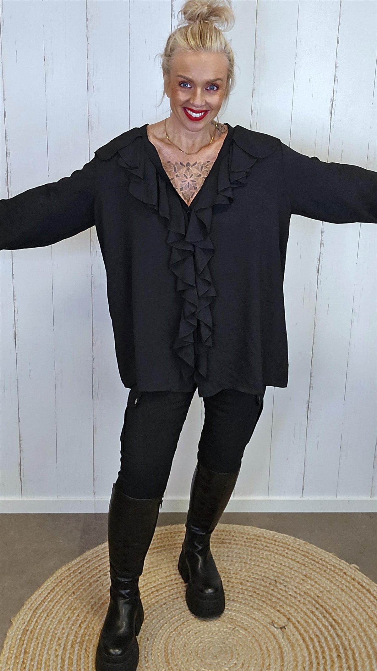 Zoe skjortebluse med volanger