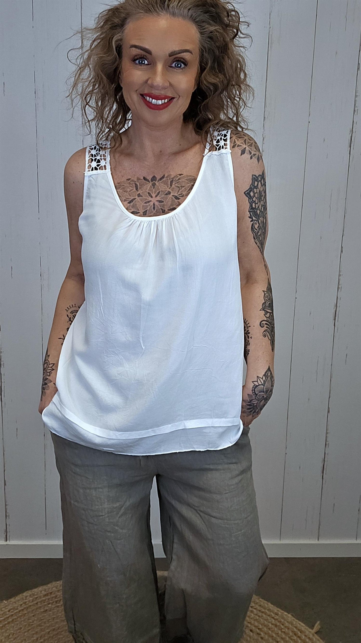 Julia blondetopp hvit