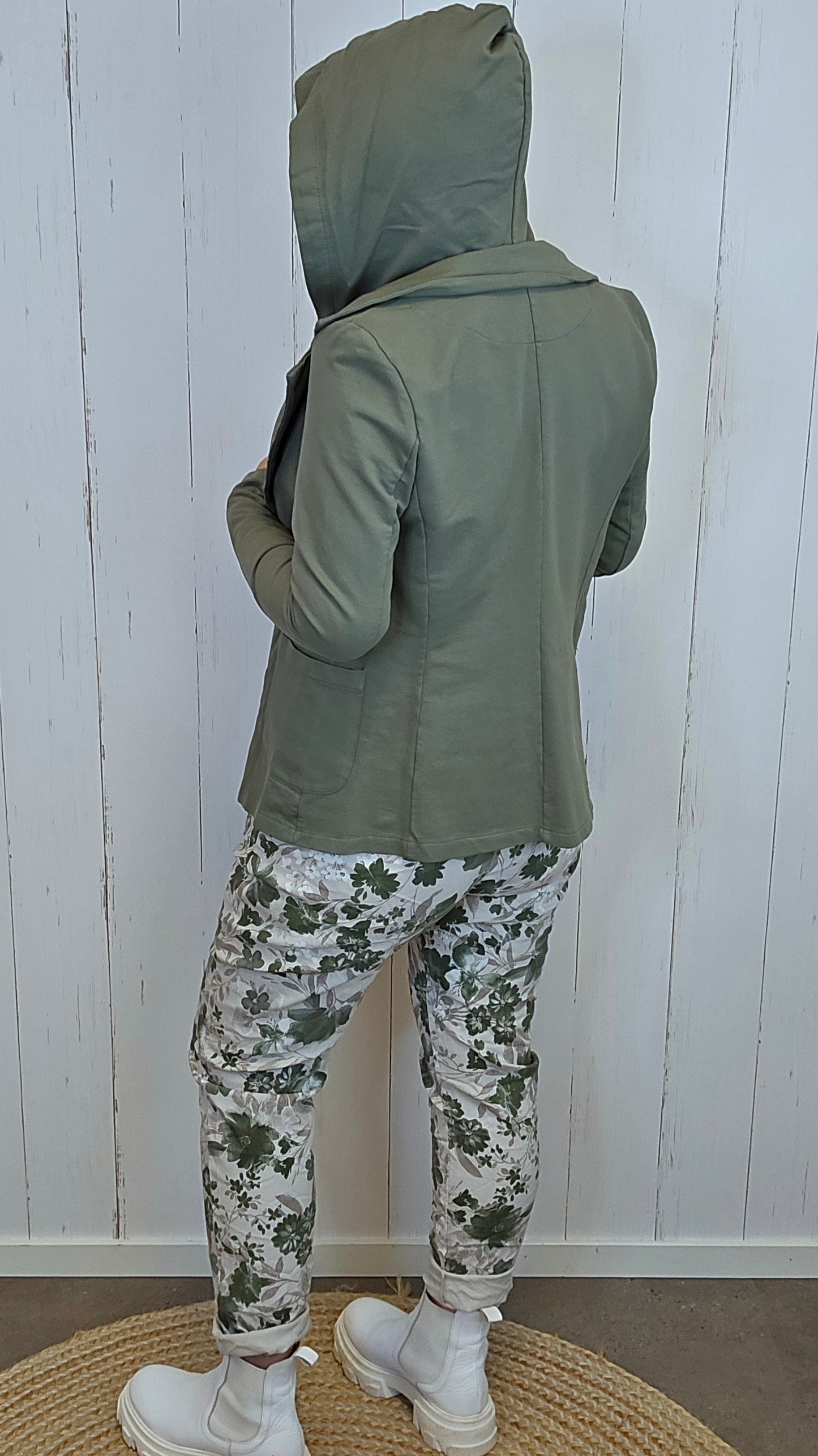 Paula hette jakke kaki