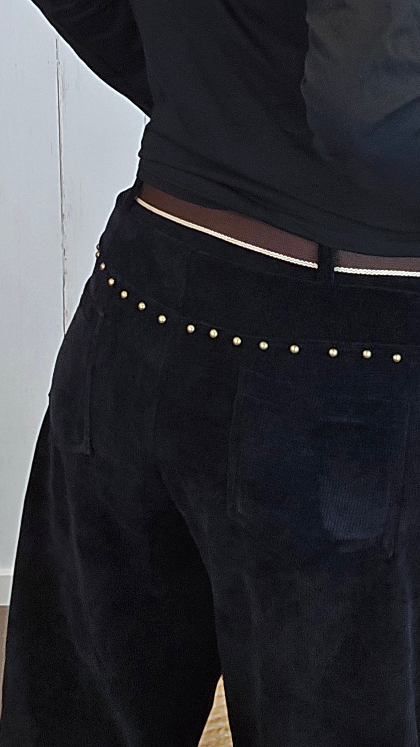 Zoe minikordbukse i barrel-modell svart