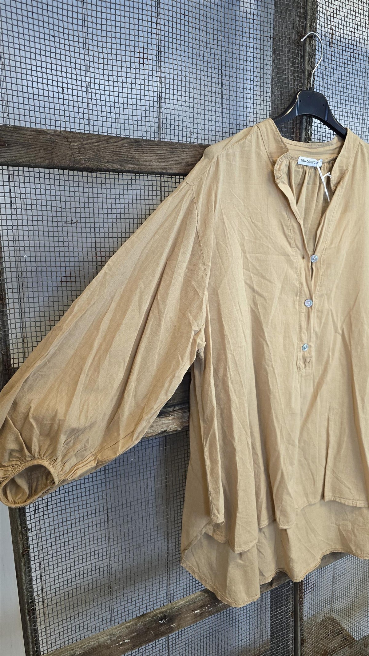 Benedikte bluse camel